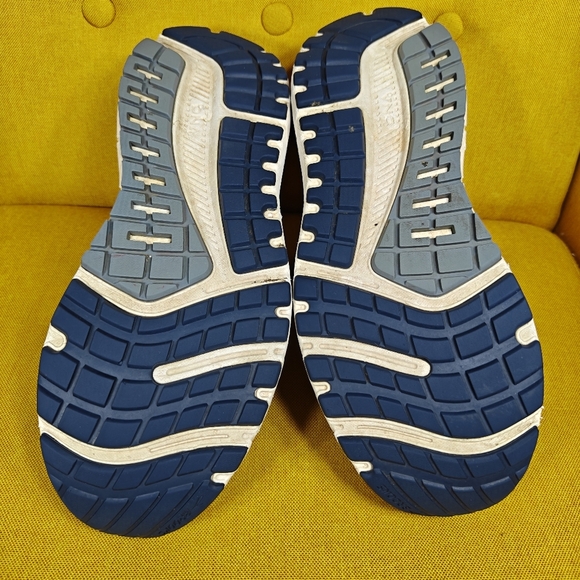 Brooks Beast 20 Blue Grey Athletic Running Sneaker Men's Shoe Size 12 Wide (2E) - Picture 10 of 11